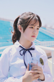 仓林圣子